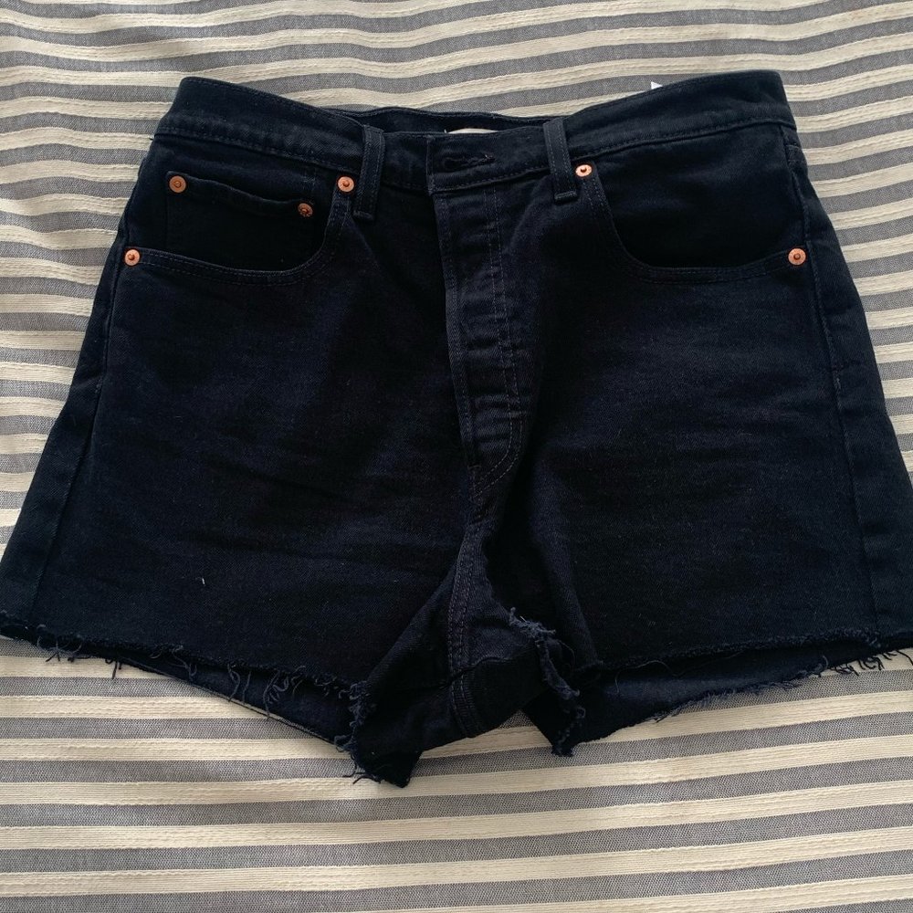 Levi's Ribcage Shorts